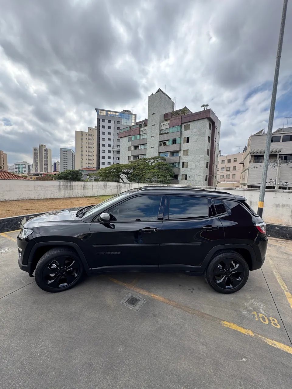 Jeep Compass Night Eagle 2.0 4X2 Flex 16V AUT 2018 - Foto 5