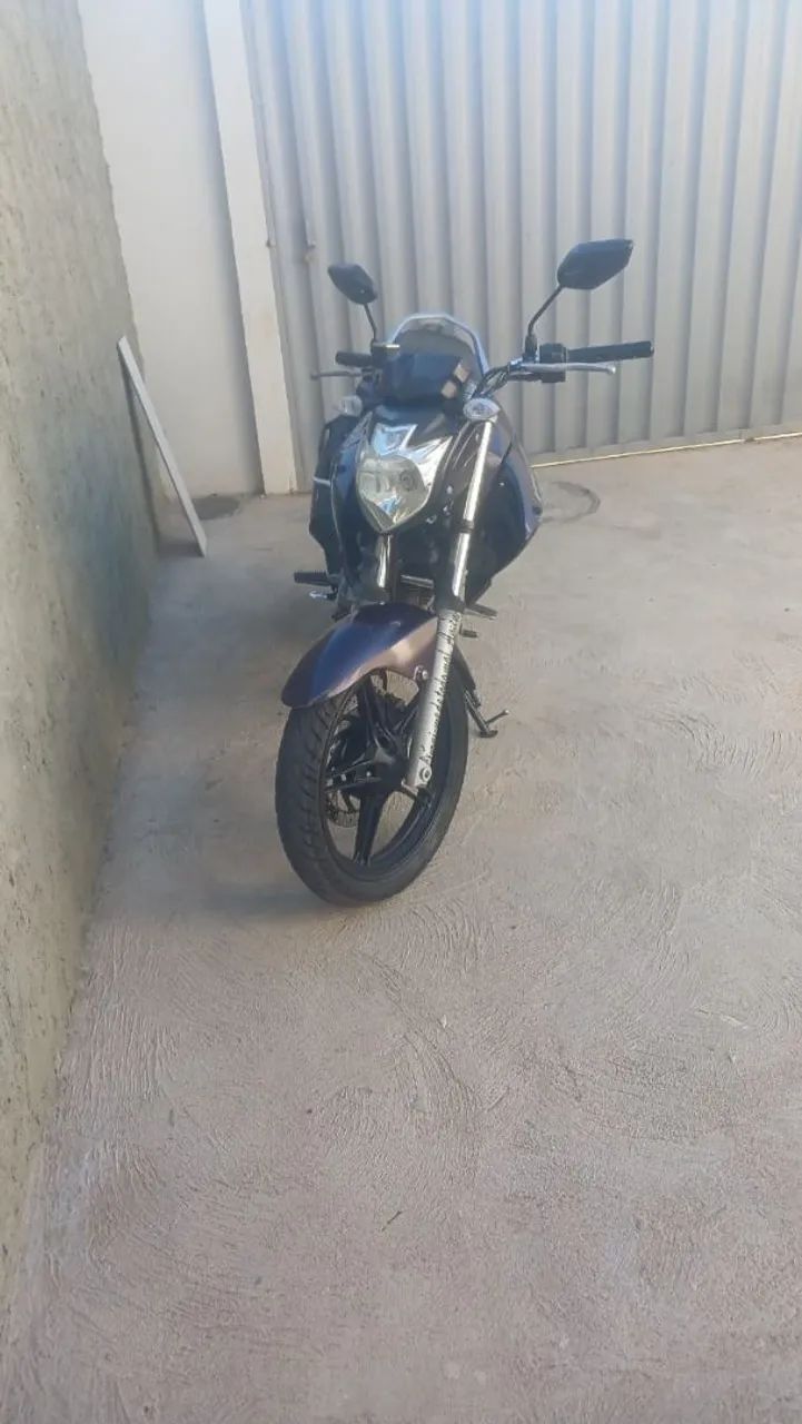 Fazer 250 , troco em corsa  - Foto 2