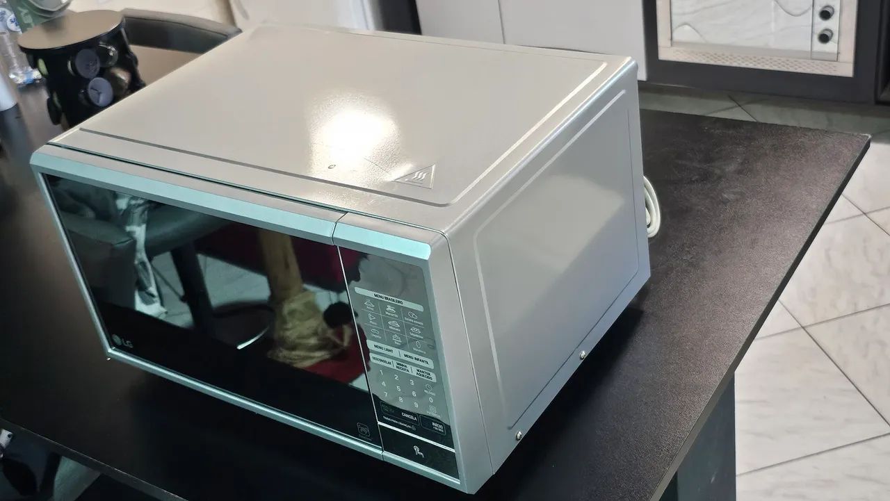 MICROONDAS LG 30 LITROS - ESPELHADO - Foto 2