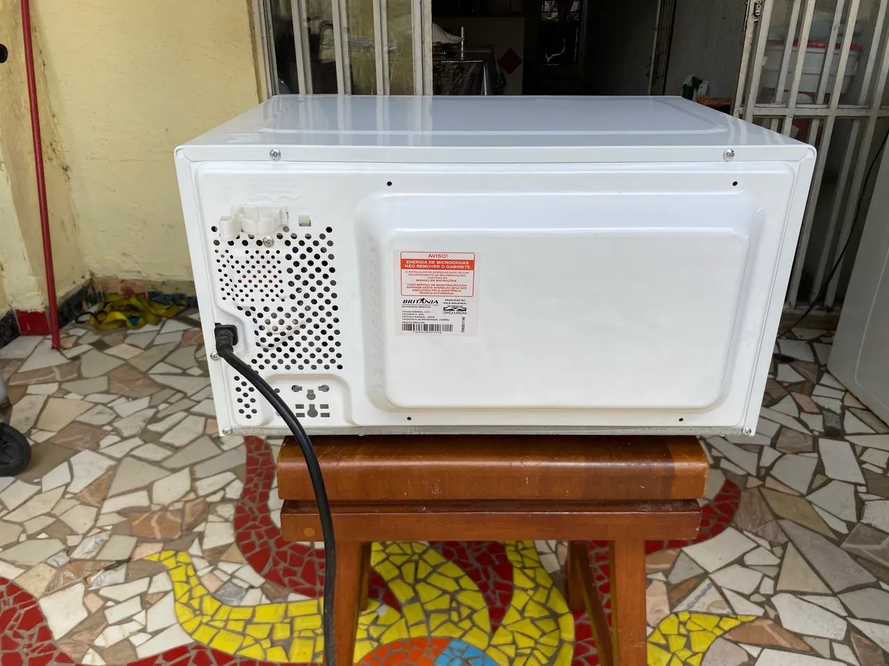 MICROONDAS BRITÂNIA 28L ESPELHADO - Foto 3