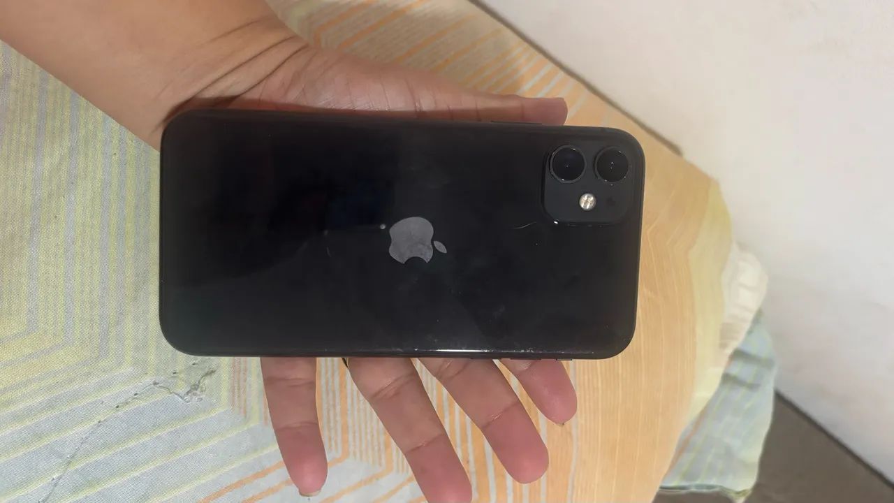 IPHONE 11 com preço excelente  - Foto 4