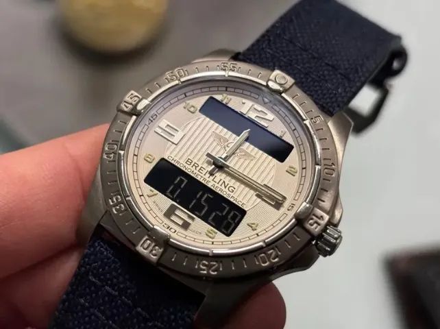 Breitling Aerospace 42mm 100% Original Zerado  - Foto 2