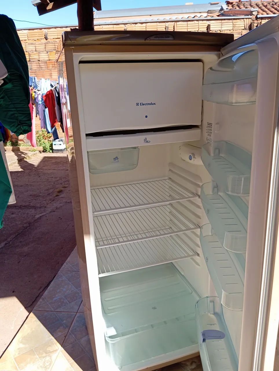 Vende se geladeira Electrolux - Foto 4