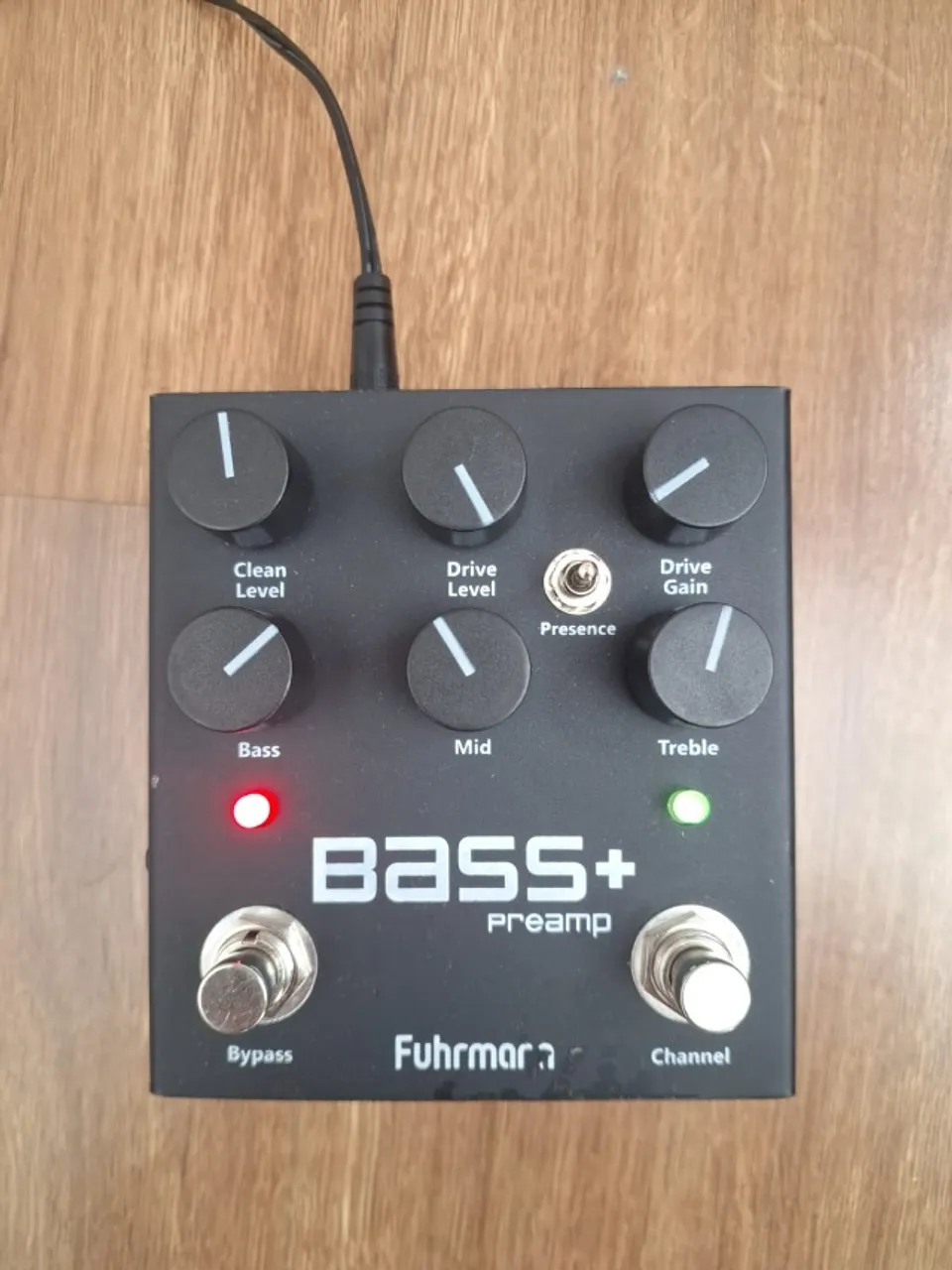 Pedal Hartke Bass Attack VXL para Baixo - Instrumentos musicais