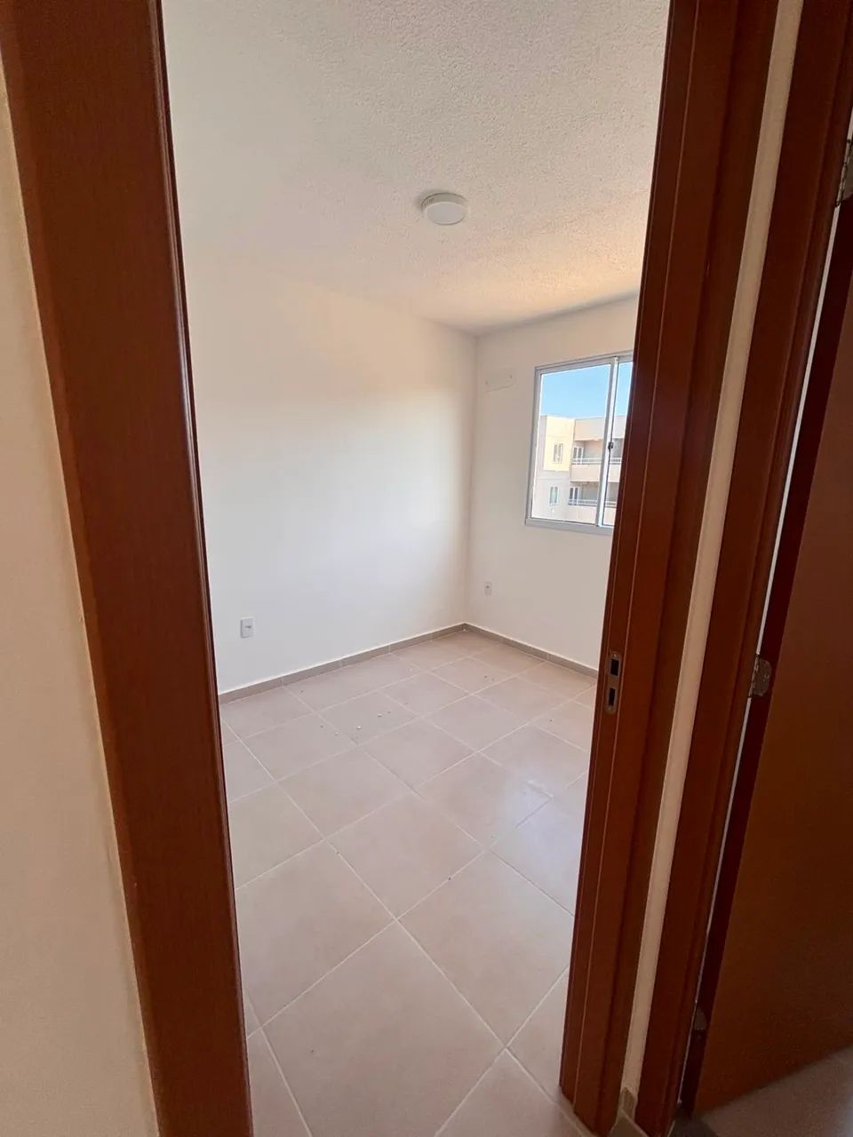 Alugo apartamento no planalto - Foto 2