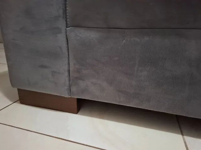 Sofá de 4 lugares em suede - pagamento à vista  - Foto 2
