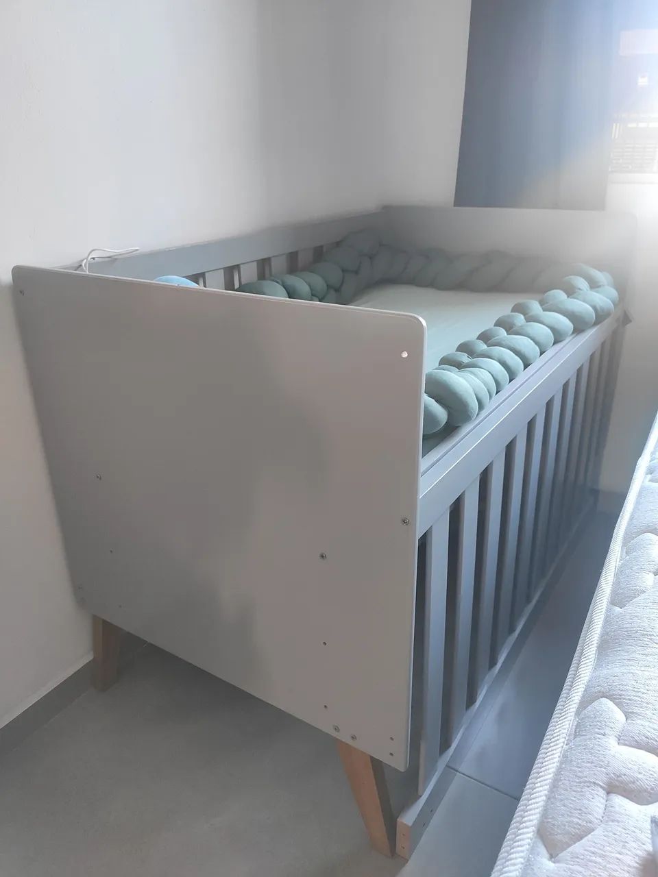 BERÇO QUE VIRA CAMA - Foto 2
