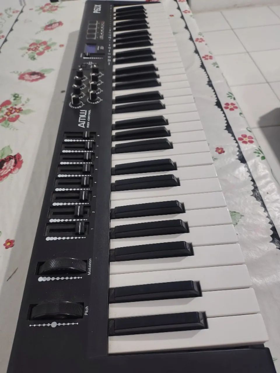 Teclado controlador Midi amw p61x - Instrumentos musicais