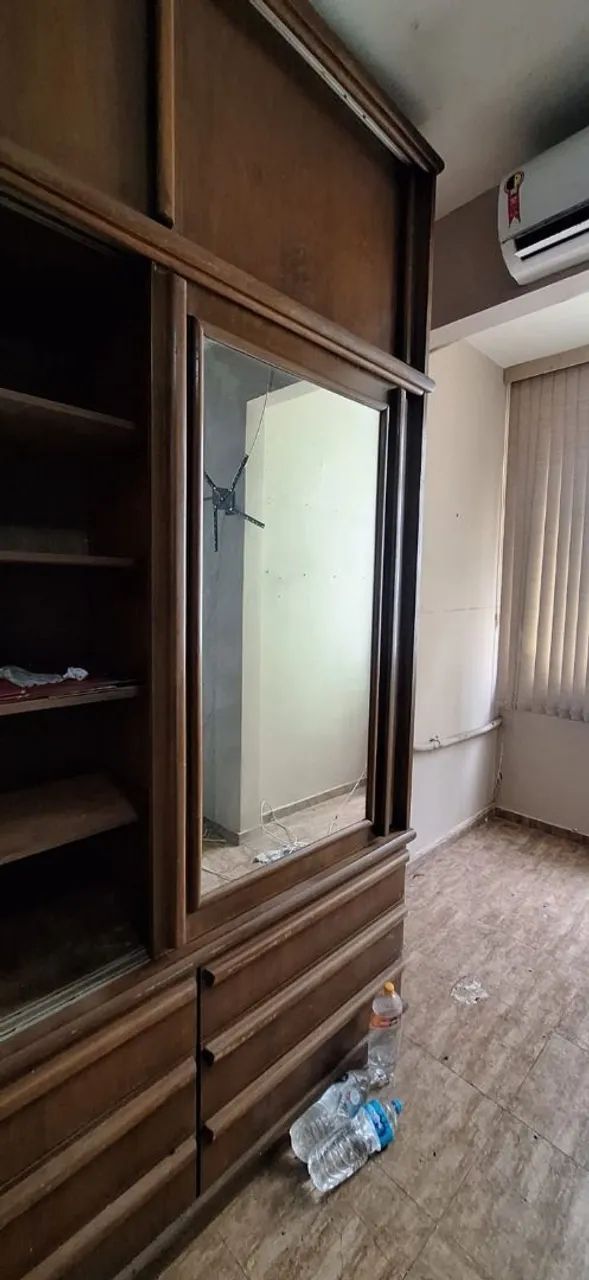 Excelente apto. Porcelanato, internet. Ar condicionado...