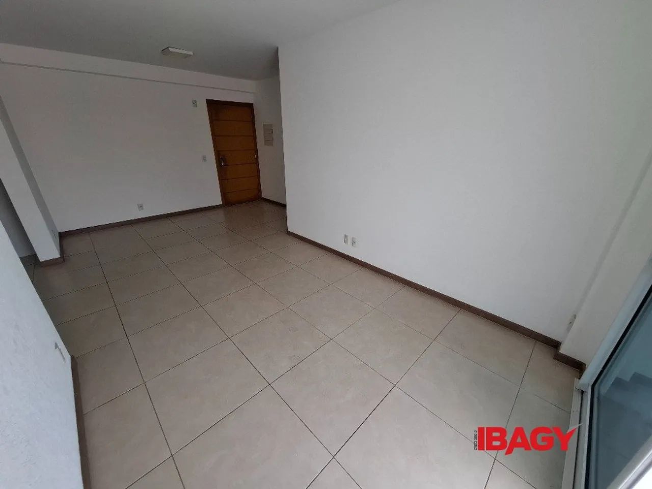 Excelente Apartamento 2 dormitório(s) em Abraão - Florianópolis - Foto 5