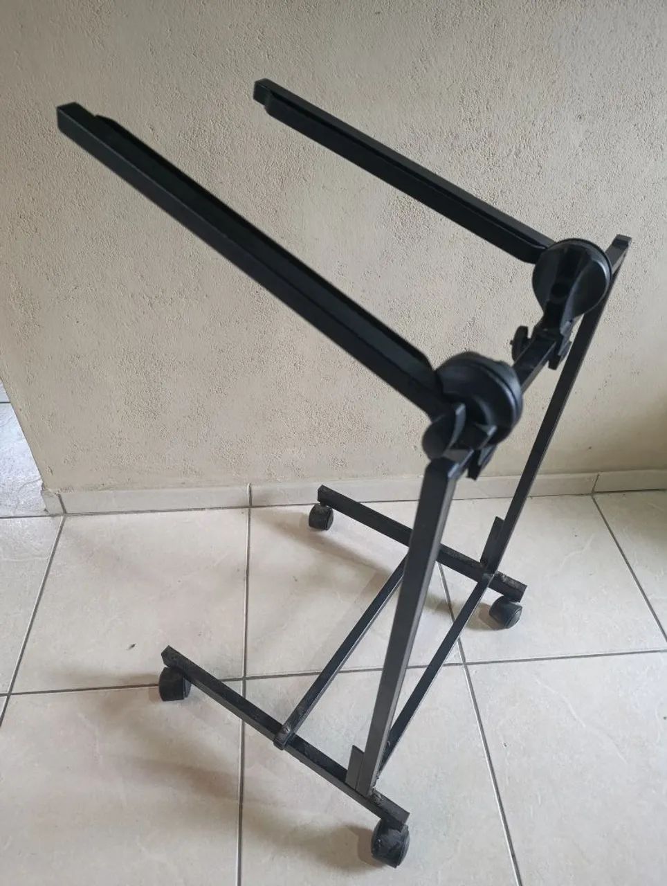 Rack para mesa de som e periféricos  - Foto 3