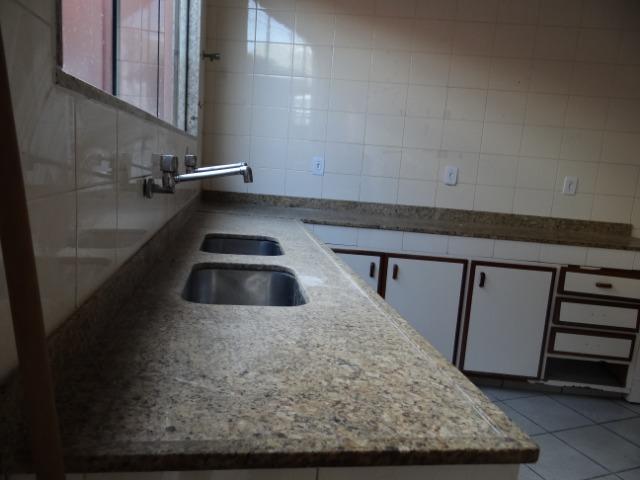 Triplex no Centro com 4 Quartos - Foto 6
