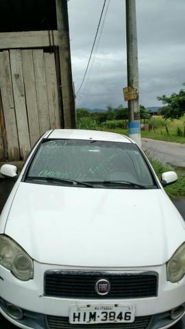 Vendo um Siena tetrafuel 2012 1.4 - Foto 18