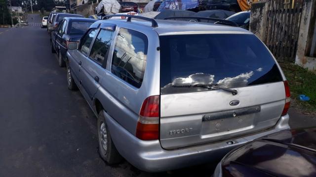Escort Europeu 1.8 16v Zetec 2000 Sucata Em Peças e Acessorios - Foto 2
