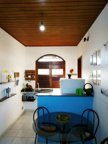 Aconchegante apartamento de dois quartos, amplo e muito bem localizado - Foto 10