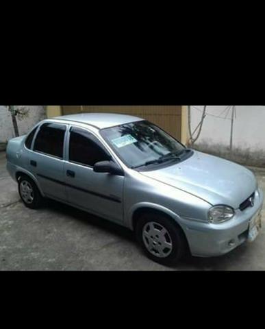 Vende-se Corsa sedan 2008 completo (ar ,trava e direção) - Foto 5