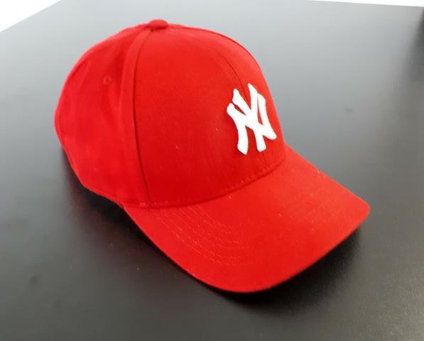 Boné New Yorque Yankees vermelho