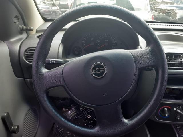 Chevrolet Corsa Maxx Sedan 1.8 Flex + Direção - Financie Facil Alex - Foto 6