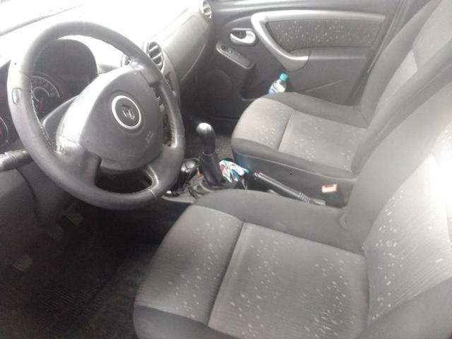 Renault Logan 1.6 8v completo 2011 - Foto 12