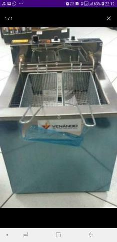 Fritadeira 870 reais tel *