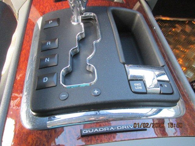 Cherokee overland 5.7 Motor Hemi V 8 - Foto 11