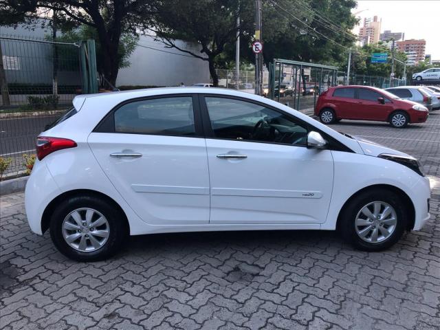 HYUNDAI HB20S 1.6 COMFORT STYLE 16V FLEX 4P MANUAL - Foto 3