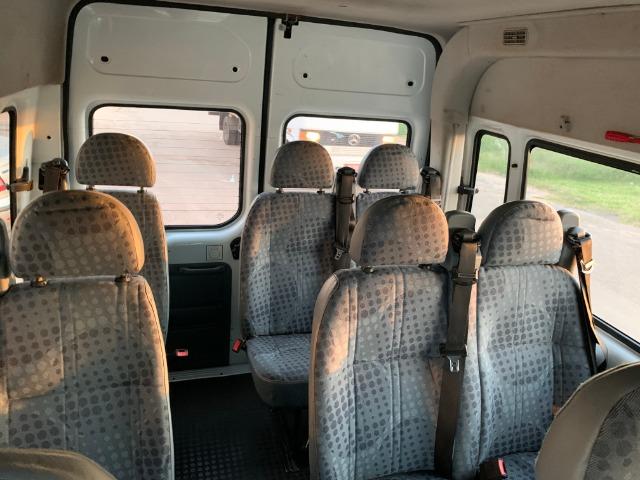 Ford Transit 350L 2013 excelente estado. Opção 20 lugares Ac Troca Ducato Sprinter master - Foto 13