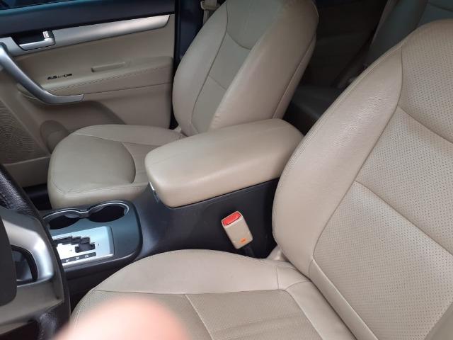 Kia Sorento 5 L 2.4 Preta banco Caramelo 2012 - Foto 6
