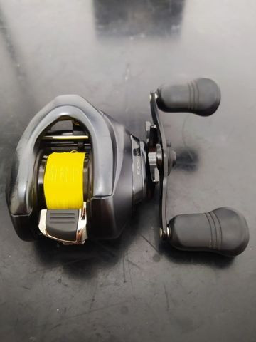 Carretilha Shimano Exsence DC Direita