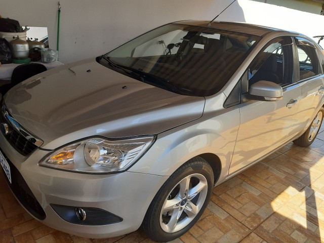 FORD FOCUS GLX AUTOMÁTICO 2.0