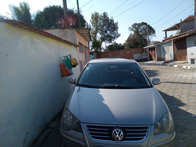 POLO SEDÃ 1.6 COMPLETO 12