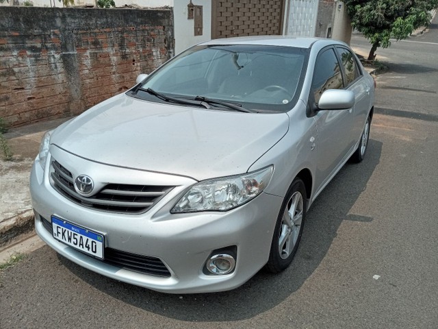 TOYOTA COROLLA GLI 2014