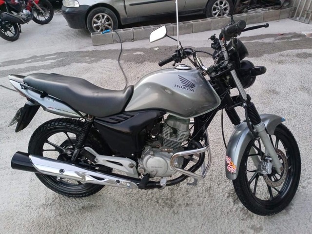 VENDE SE TITAN 150 COMPLETA