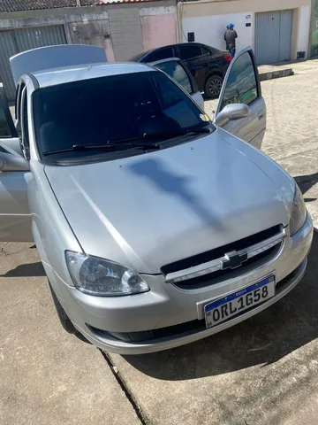 Chevrolet Classic 2015 em Araripina - Usados e Seminovos