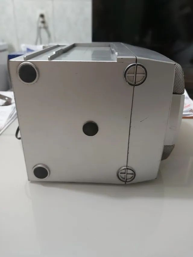 UMA CAIXA DE SOM BRITÂNIA MODELO BS-335. - Foto 2