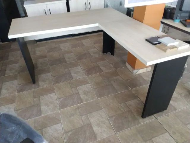 Mesa de canto em L