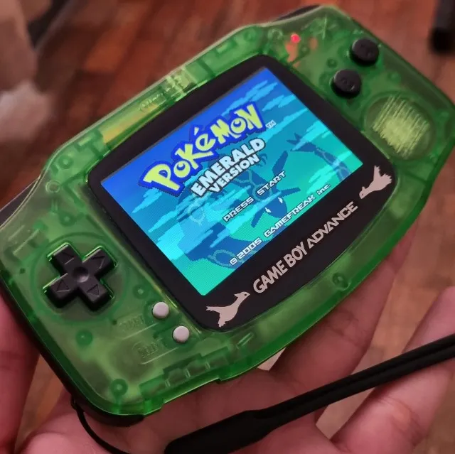 Cartucho poderoso faz com que Game Boy Advance rode jogos de