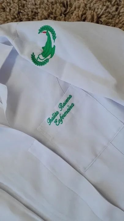 Jaleco de enfermeira  - Foto 2