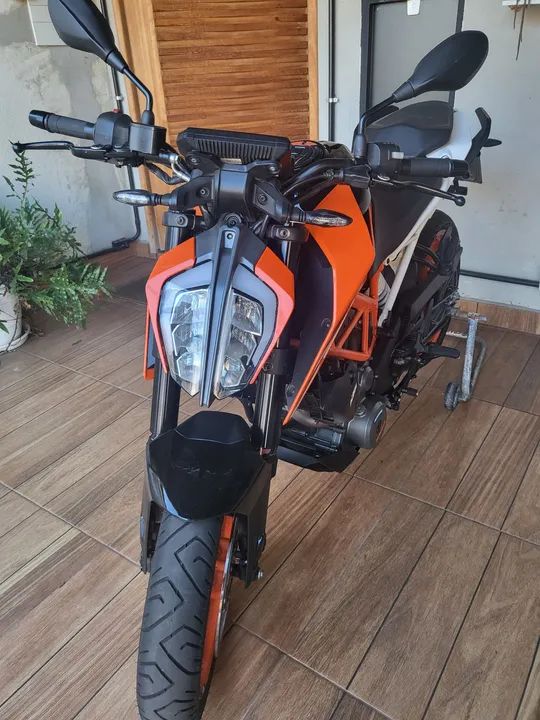KTM Duke 390