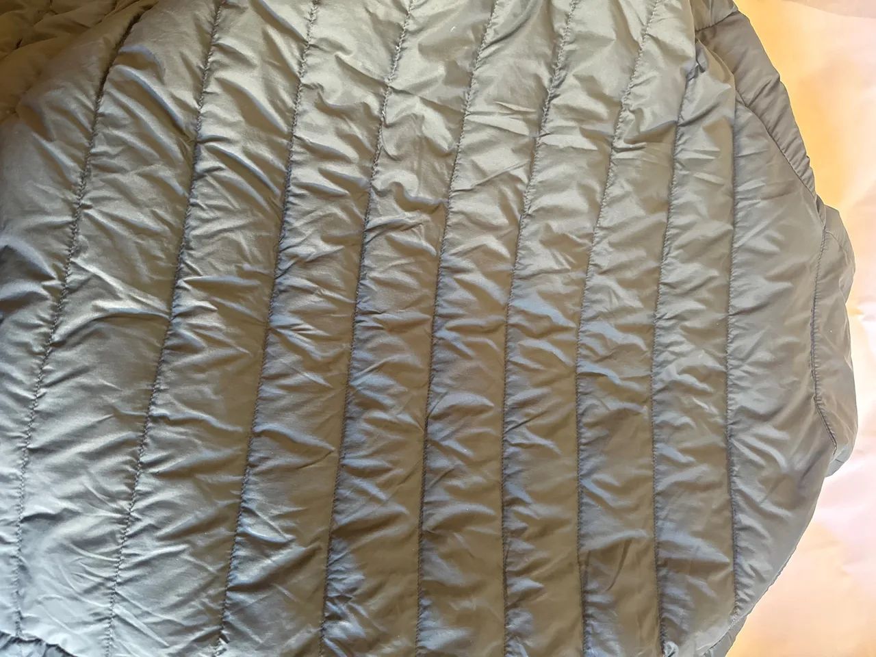 Jaqueta thermoball UNIQLO - Foto 3