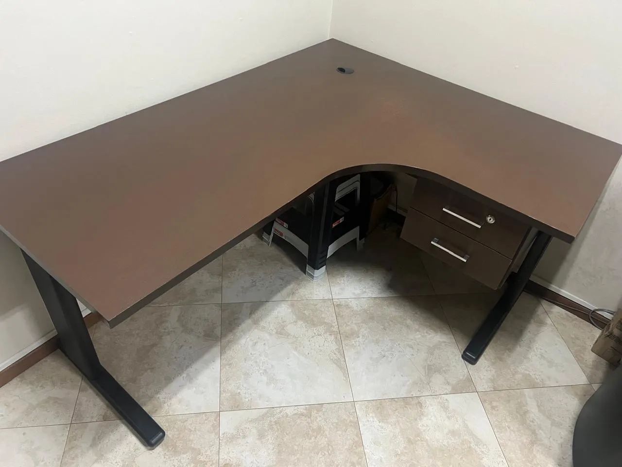 Mesa em L