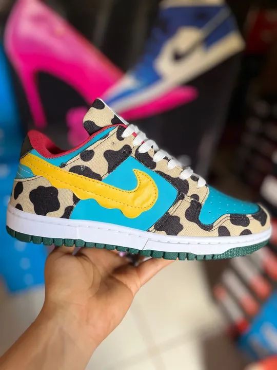 Tênis Nike Dunk estampado Vaca unissex - Foto 4