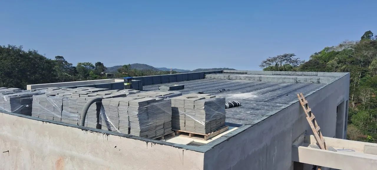 Choveu e molhou sua casa toda, venham com nós que resolvemos - Foto 2