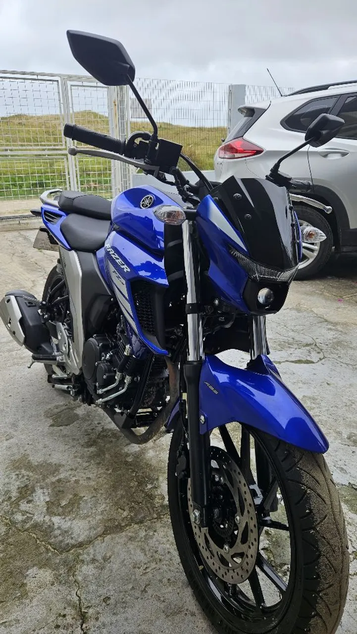 FZ25 2022