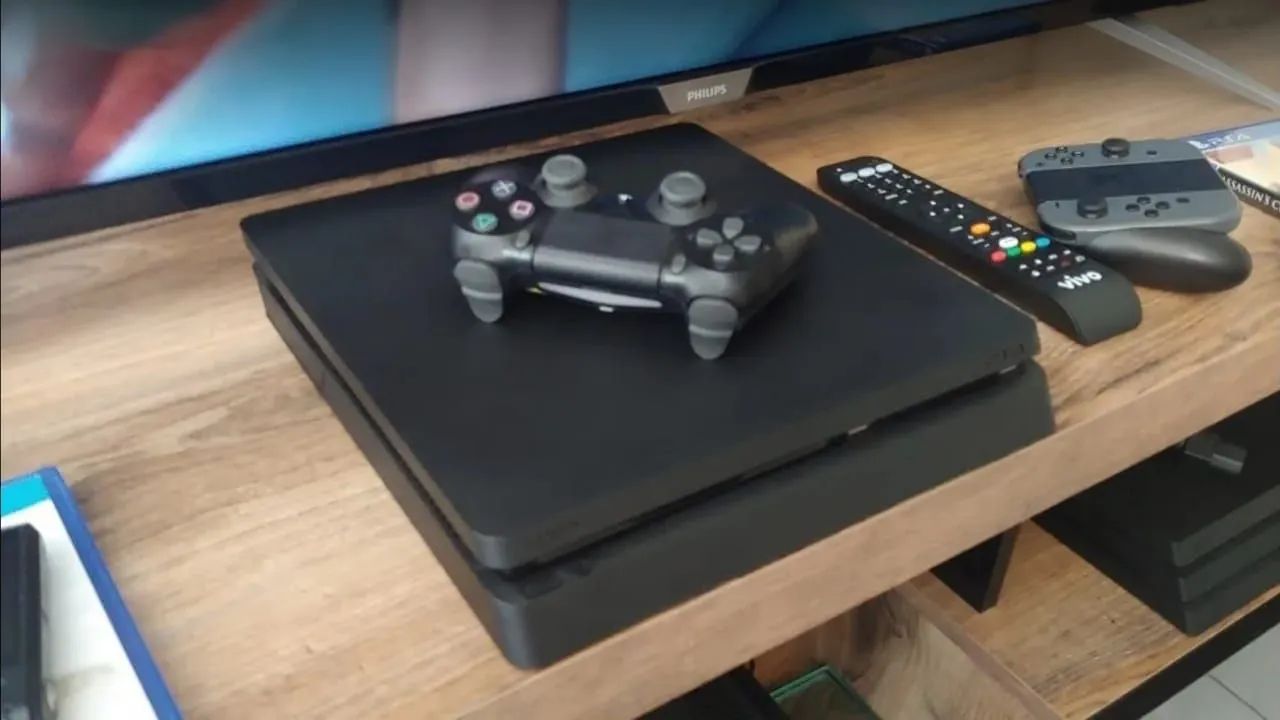 PlayStation 4 slim DESBLOQUEADO o único na região 