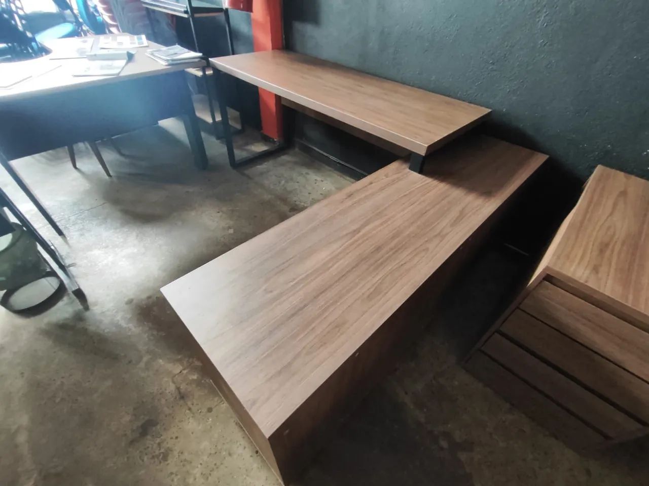 Mesa para escritório seminova  - Foto 3