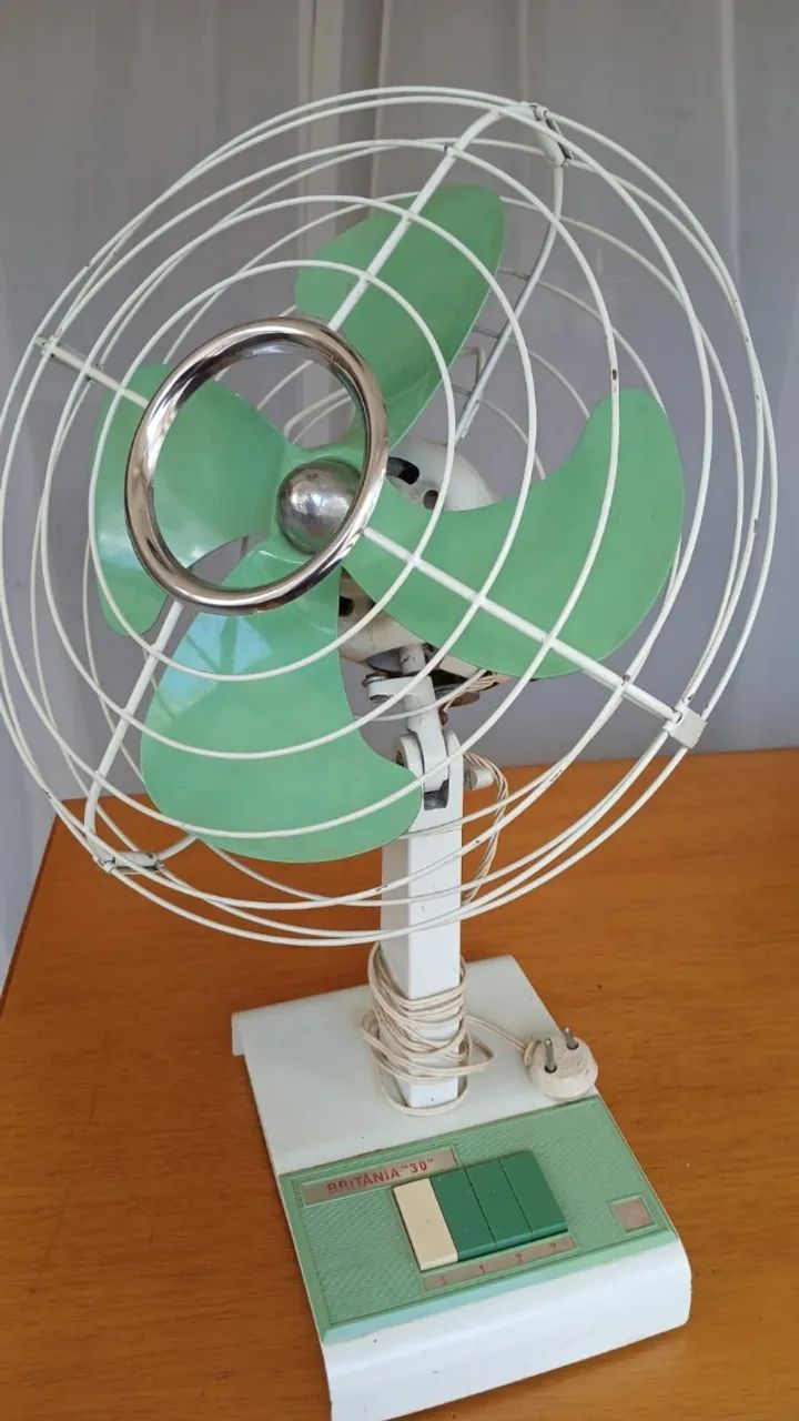 VENTILADOR VINTAGE - FUNCIONANDO PERFEITAMENTE - Foto 3