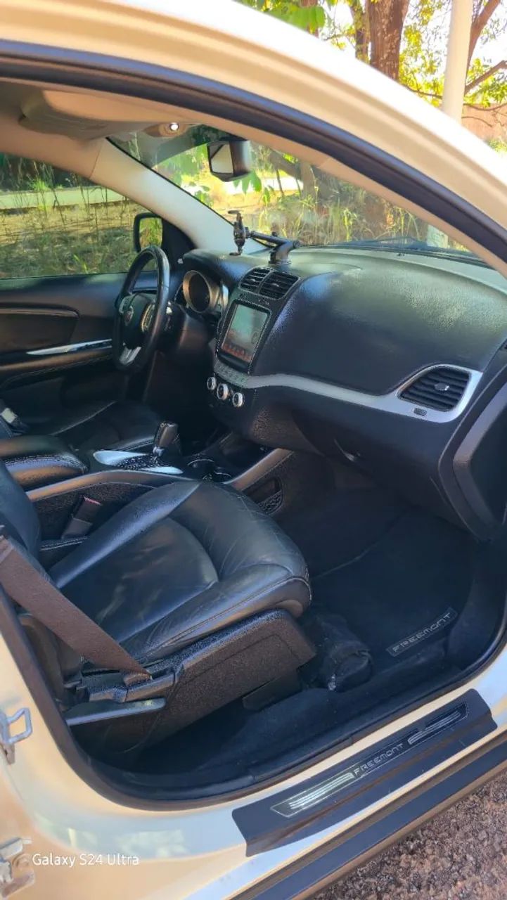 Fiat Freemont 2.4 16V 5P Aut. 2015 - Foto 3