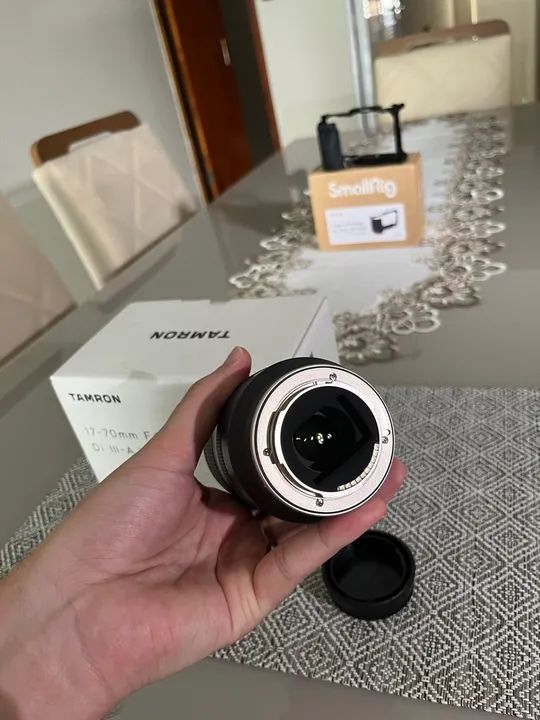 Lente Tamron 17-70mm F/2.8 Di III-A VC RXD para Câmeras Sony E-Mount - Foto 2