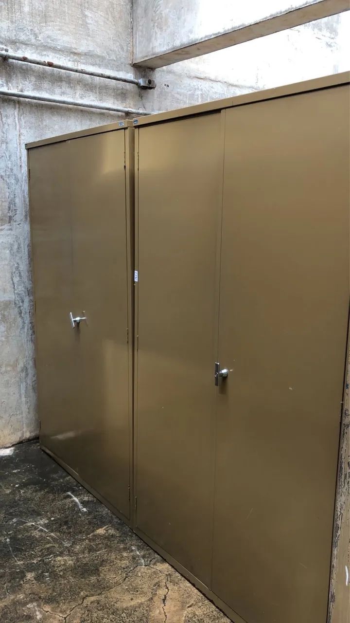 Armários em aço chapa grossa reforçada